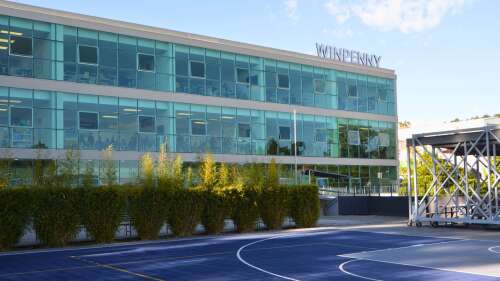 Foto Colegio Winpenny School #1