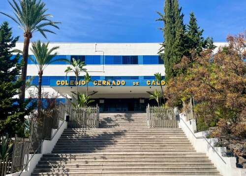 Foto Colegio Cerrado de Calderón #0