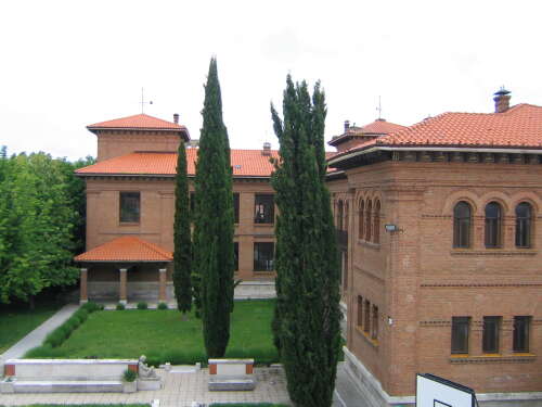 Foto Instituto Alfonso Vi #3